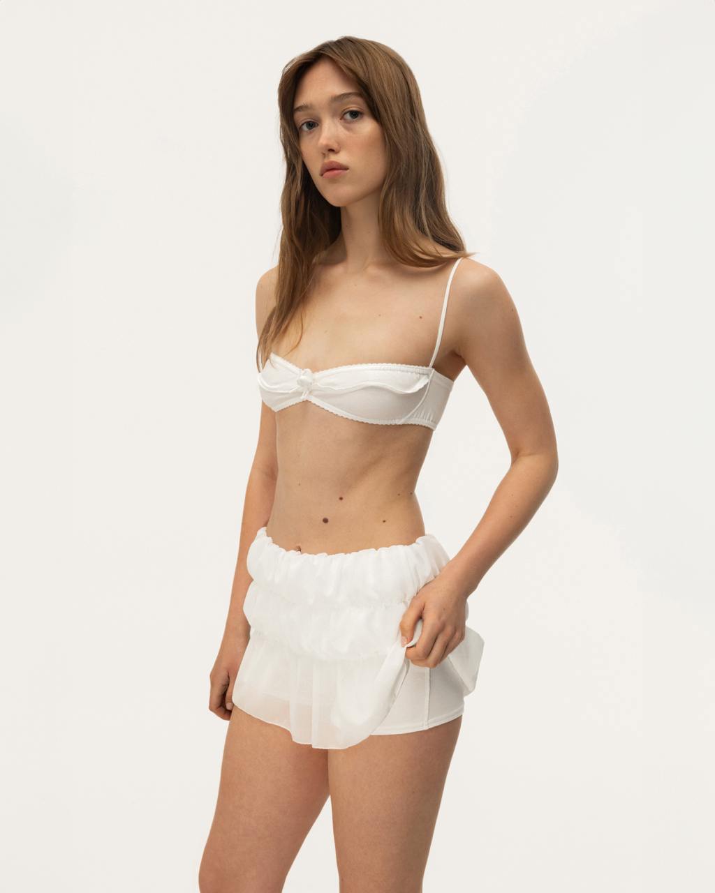 Скорт Багатошаровий Молочний